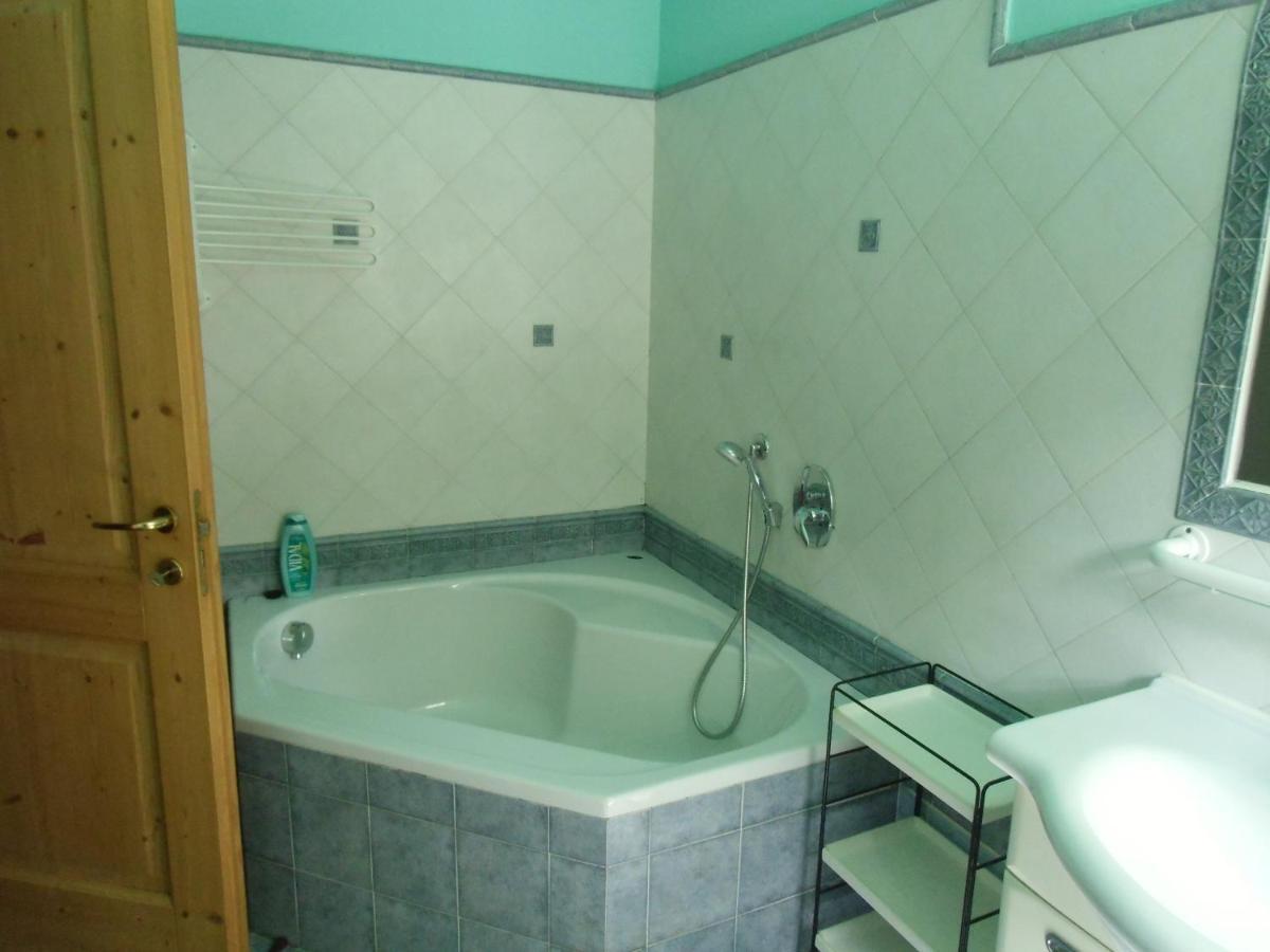 Rio Gambis Apartment Cavalese Exterior foto
